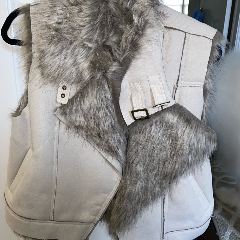 Steve Madden faux fur vest